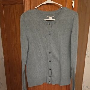 Amazon Essentials Women's Light Gray Cardigan Sweater